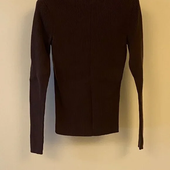 Ladies sweater - Picture 2 of 4